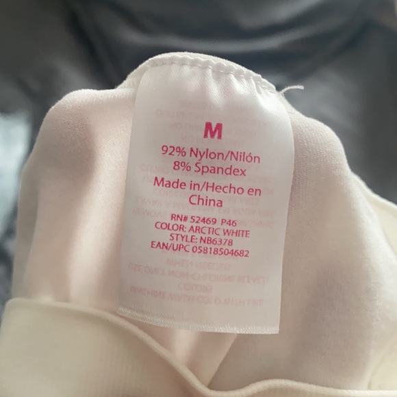White Size M - Picture 3 of 3